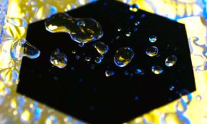 VANTABLACK 300x180 - Vantablack: El Material Más Oscuro Del Mundo