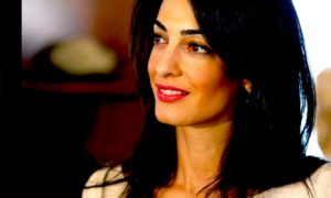 amal 300x180 - Amal Clooney En Vogue