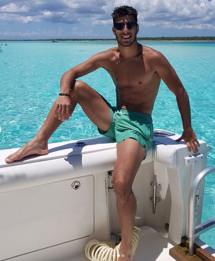 ASENSIO EN PLAYA - ¿Dua Lipa y Marco Asensio?