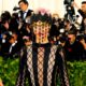 CARA DELEVIGNE 80x80 - Los Looks Más Extravagantes De La Gala De Met