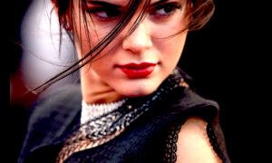 KENDALL JENNERE 1 300x180 - El Beso De Kendall