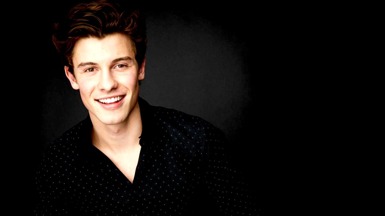 shawn mendes hero - A Shawn Mendes Aún Le Lava La Ropa Su Madre