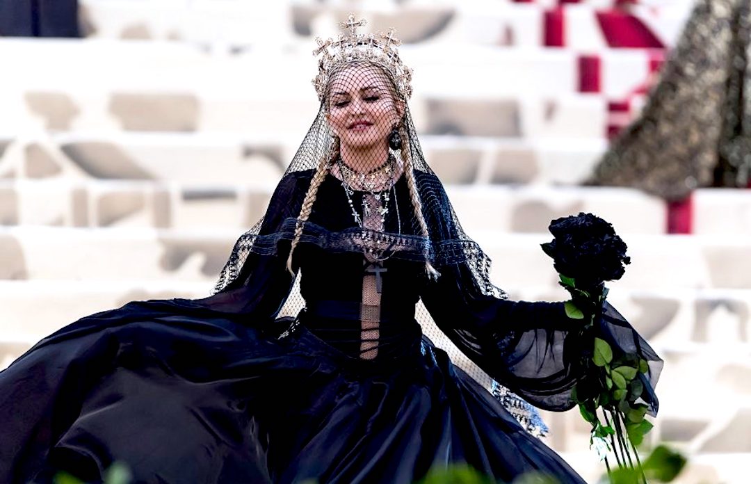 madonna 2018 920x593 - Los Momentos Más Incómodos De Los VMA