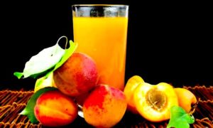 melocotones 300x180 - Detox: Melocotón y Naranja