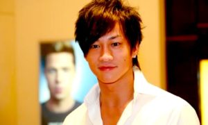 PeterHo 300x180 - Hoy Es El Cumpleaños Del Cantante Peter Ho