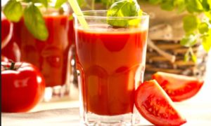 JUGO TOMATE 300x180 - Jugo Cardiovascular
