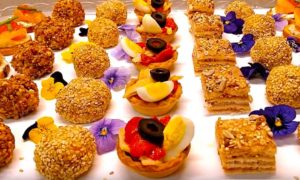 mas canapes 300x180 - Canapés De Navidad