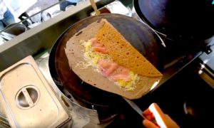 CREPES CALLE 300x180 - Crepas Sobre Ruedas