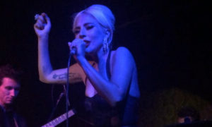 lady gaga surprise performance black rabbit social 300x180 - Lady Gaga Canta Por Sorpresa En Un Club De Los Angeles