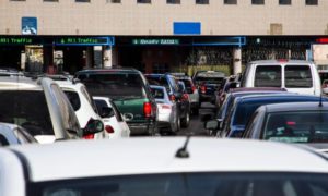 57 Frontera 640x427 1 300x180 - Reabrirán cruces con México con visa de turista