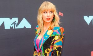 Taylor Swift 300x180 - "Exile" Taylor Swift el tema mas "bello" del 2020