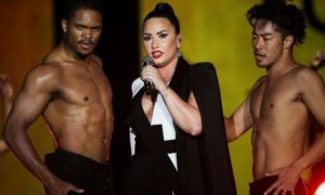 Demy Lovato 300x180 - Demi Lovato siempre no se casa