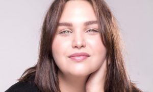 Estfania Villarrea e1601423220279 300x180 - Estefanía Villarreal confirma que su boda sigue en pie