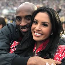 descarga 80 - Viuda de Kobe Bryant demanda al sheriff que acudió al lugar del accidente