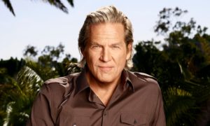 1140 brown shirt jeff bridges interview esp.web  300x180 - Jeff Bridges empieza tratamiento contra el cáncer