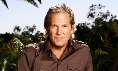 1140 brown shirt jeff bridges interview esp.web  450x270 - Jeff Bridges empieza tratamiento contra el cáncer