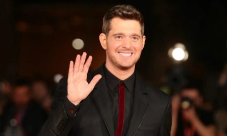 Michael Bublé Esposa Foto Archivo 450x270 - Esposa de Michael Bublé cuenta cómo está su hijo