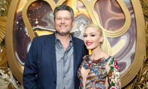 descarga 2020 10 27T133221.700 1 300x180 - Gwen Stefani y Blake Shelton ya se comprometieron