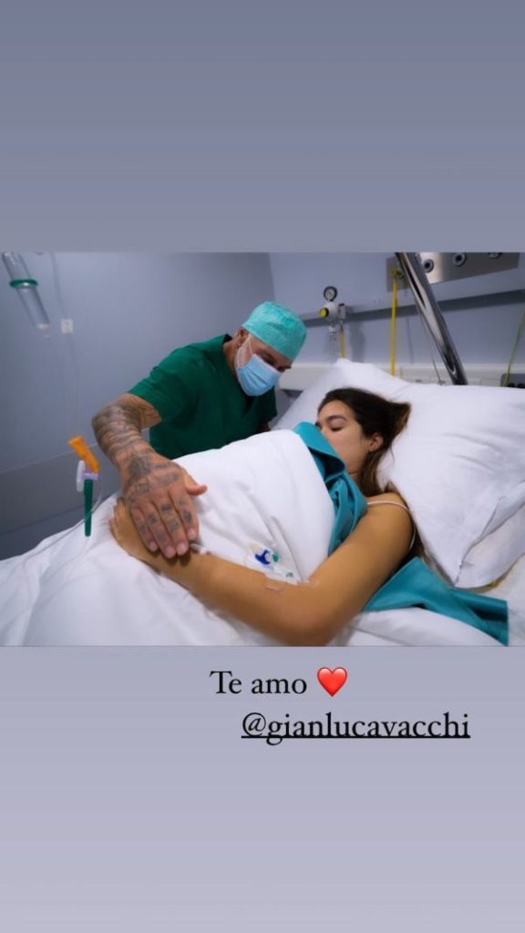 descarga 5 576x1024 - Imágenes de Gianluca Vacchi y Sharon Fonseca como papás