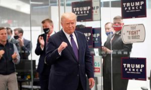 donald hoy 300x180 - "Vamos a tener una gran noche": vaticina Donald Trump