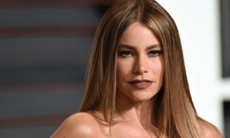 sofia vergara recuerda el asesinato de su hermano 450x270 - Sofía Vergara teme por su vida y solicita orden de alejamiento