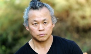 1607694752 013358 1607695178 noticia normal 300x180 - Muere el director de cine surcoreano Kim Ki-duk por Covid-19