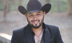 Jerry Demara 300x180 - Muere el cantante Jerry Demara en Bawley