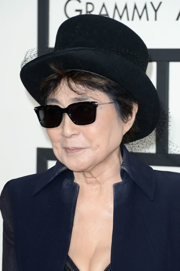 descarga 2020 12 08T203022.845 - Yoko Ono recuerda a John Lennon a 40 años de su asesinato