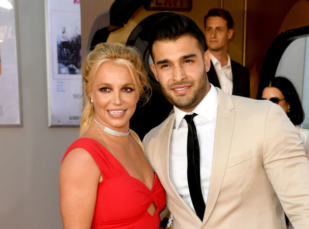 descarga 2020 12 24T182929.882 1200x892 - Sam Asghari, novio de Britney dio positivo a Covid-19