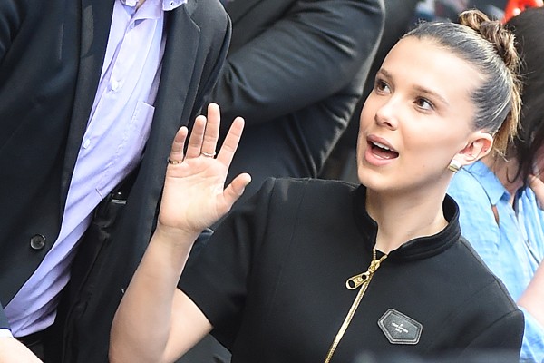 descarga 47 - Millie Bobby Brown se quiebra tras vivir acoso