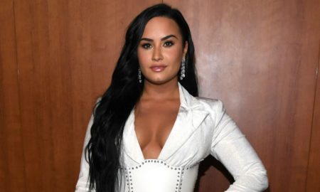 Demi Lovato 2 450x270 - Demi Lovato hablará de su polémica sobredosis en un nuevo documental