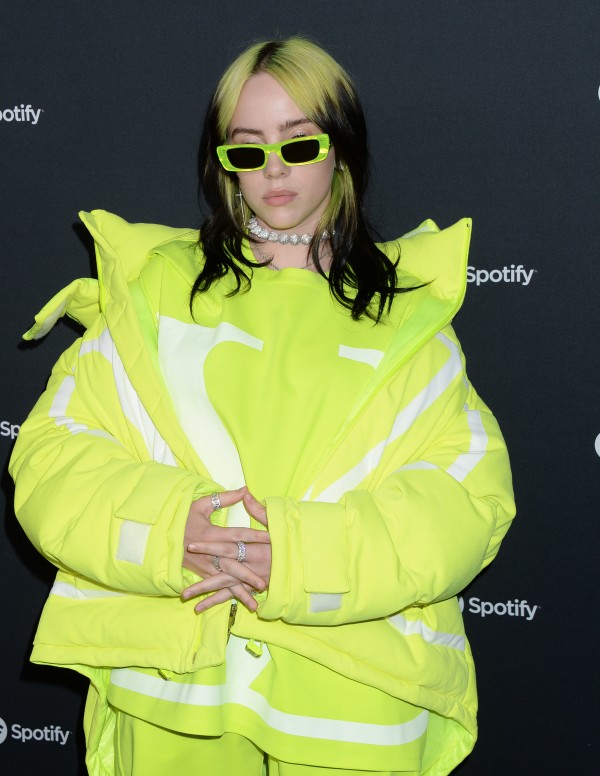 descarga 12 - Billie Eilish confiesa las graves consecuencias tras obsesionarse con su peso