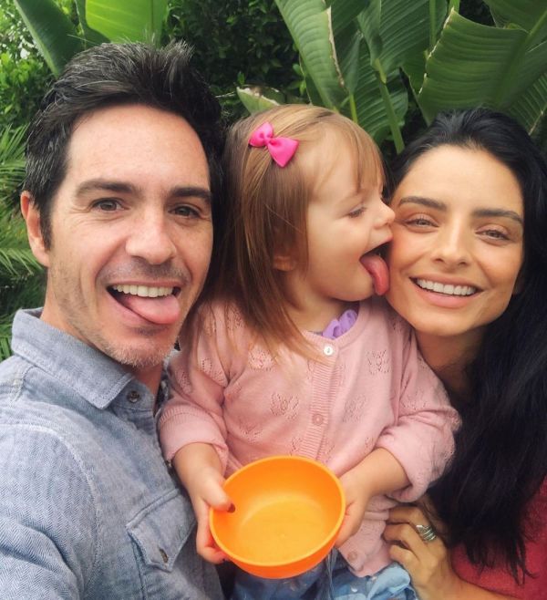 descarga 2021 01 04T192130.284 - Aislinn Derbez está en Hawái con su supuesto novio