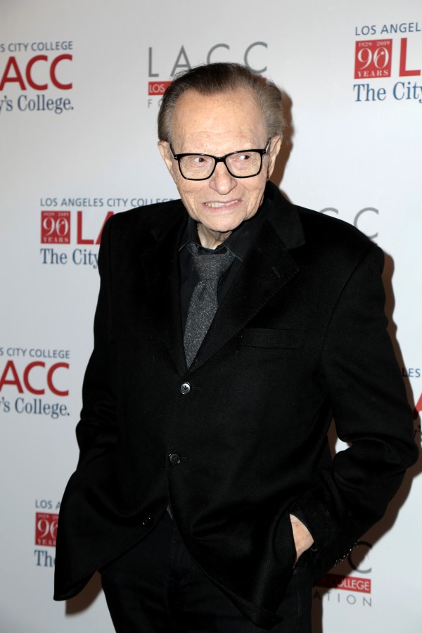 descarga 2021 01 23T132952.987 - Muere el presentador de televisión Larry King por Covid-19