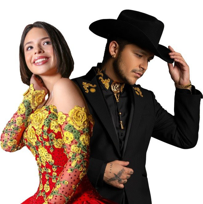 unnamed 1 1 - Christian Nodal #1  en EEUU con “Dime como quieres” con Ángela Aguilar