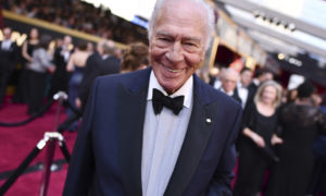 AP21036656829046 1 300x180 - Famosos despiden a Christopher Plummer