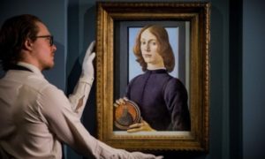 Boticelli 300x180 - Retrato de Botticelli vendido en 92.2 millones de dólares