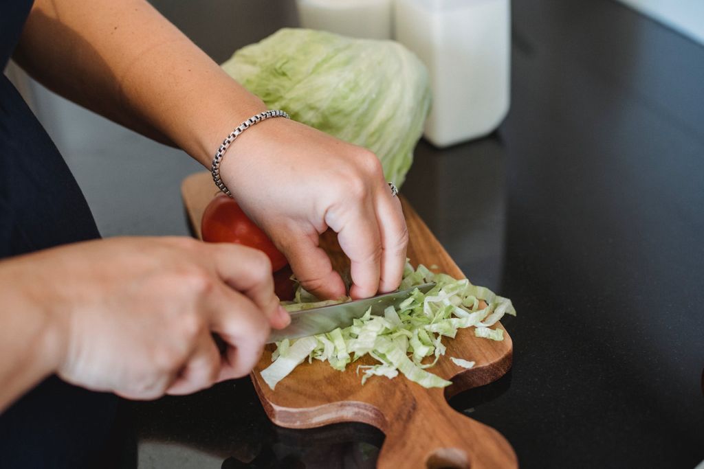 cocinar4 1024x683 1 - Razones por las que cocinar para ti es un verdadero acto de amor