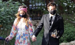 olivia wilde harry styles pareja 300x180 - Olivia Wilde y Harry Styles dan el siguiente paso y se mudan juntos