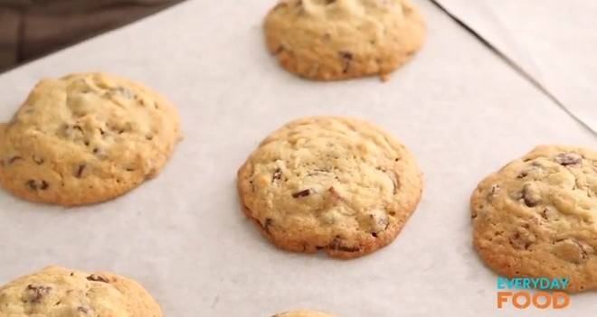 video.galletasversatiles660x550 - Galletas de chía y limón para disfrutar de un postre saludable