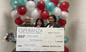 IMG 0601 300x180 - Sorprenden a maestros ganadores de Premios Esperanza de Chicanos Por La Causa