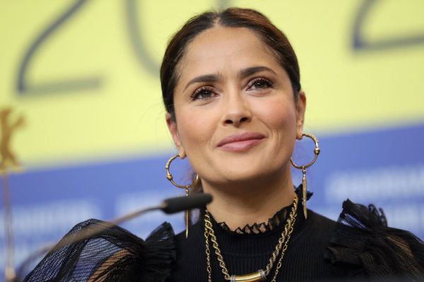 descarga 21 1 - Erik Rubín revela que tuvo un romance fugaz con Salma Hayek