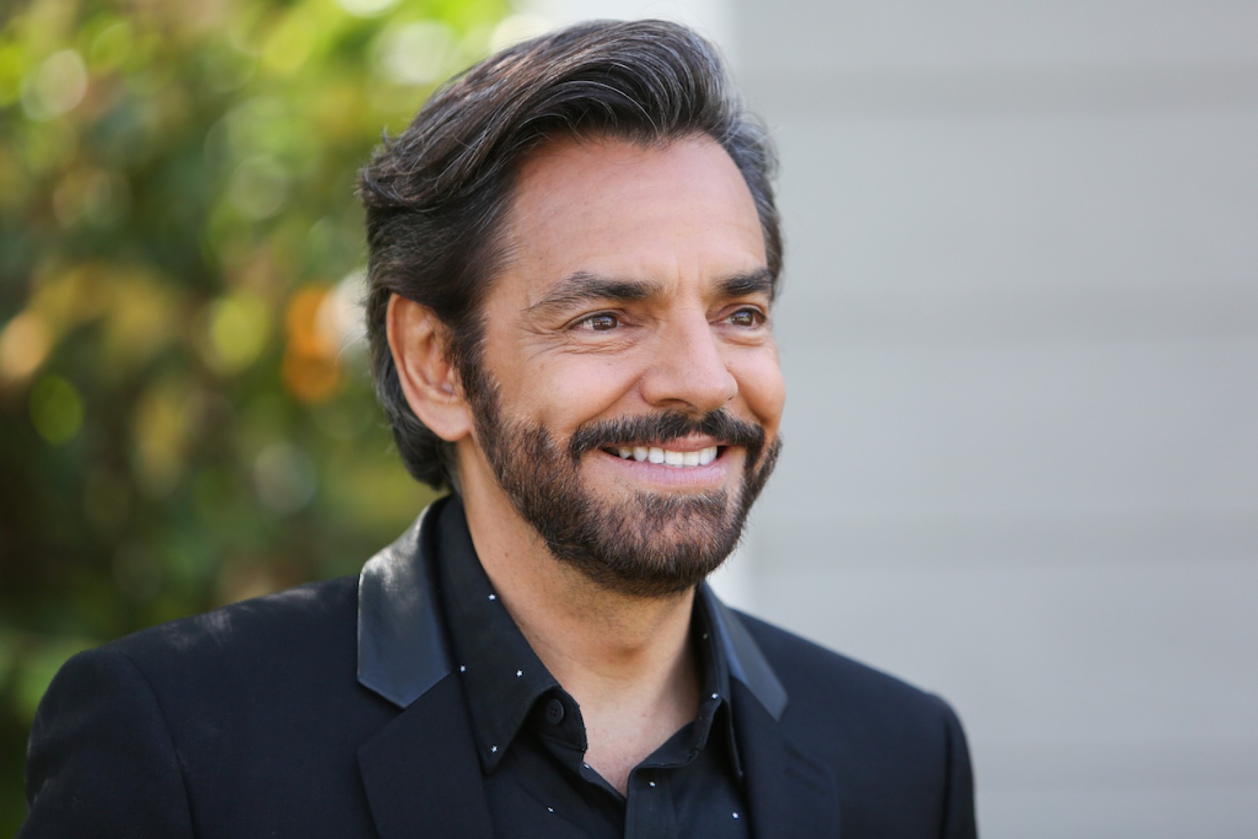 descarga 74 - Eugenio Derbez dice que Aislinn cambió cuando estuvo casada con Mauricio Ochmann