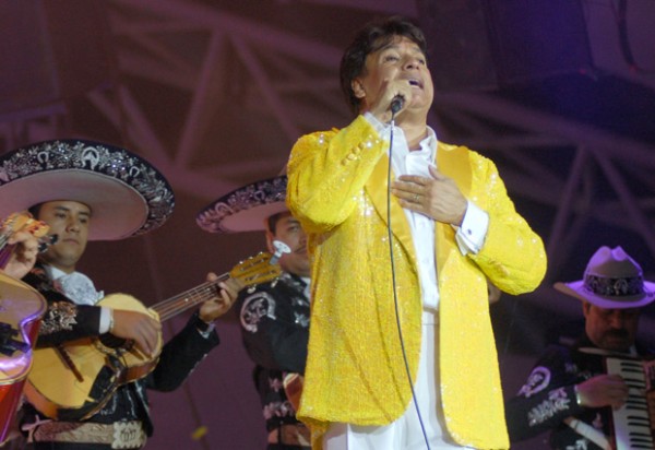 descarga 89 - Juan Gabriel tendrá nueva película al estilo 'Bohemian Rhapsody'