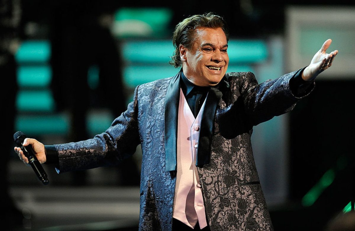 descarga 90 1200x784 - Juan Gabriel tendrá nueva película al estilo 'Bohemian Rhapsody'