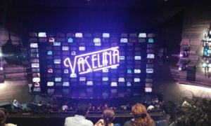 desde el 2o piso y 2o 300x180 - "Ghost" levanta el telón y vuelve una alfombra roja al Teatro San Rafael