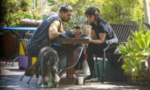 descarga 2021 04 14T144002.965 1 300x180 - Ben Who? Ana de Armas es vista en un date