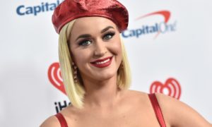 descarga 2021 04 17T142310.256 1 300x180 - Katy Perry arremete contra las redes sociales