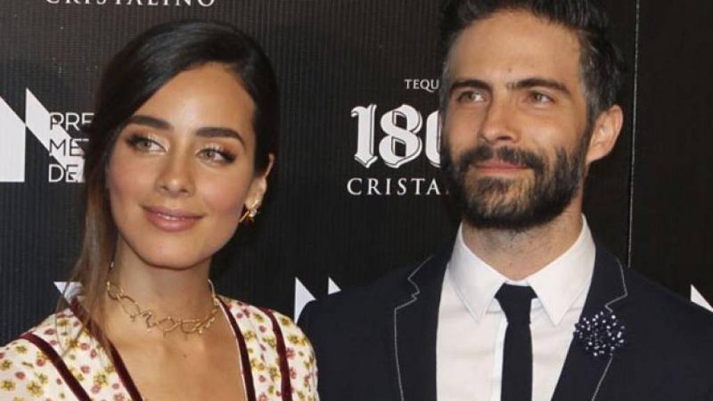 esmeralda y osvaldo viajan juntos - Esmeralda Pimentel y Osvaldo Benavides confirman así que regresaron