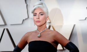 60a7b1e259bf5b06ae615abb 1 300x180 - Lady Gaga sufrió brote psicótico al descubrir que estaba embarazada tras violación